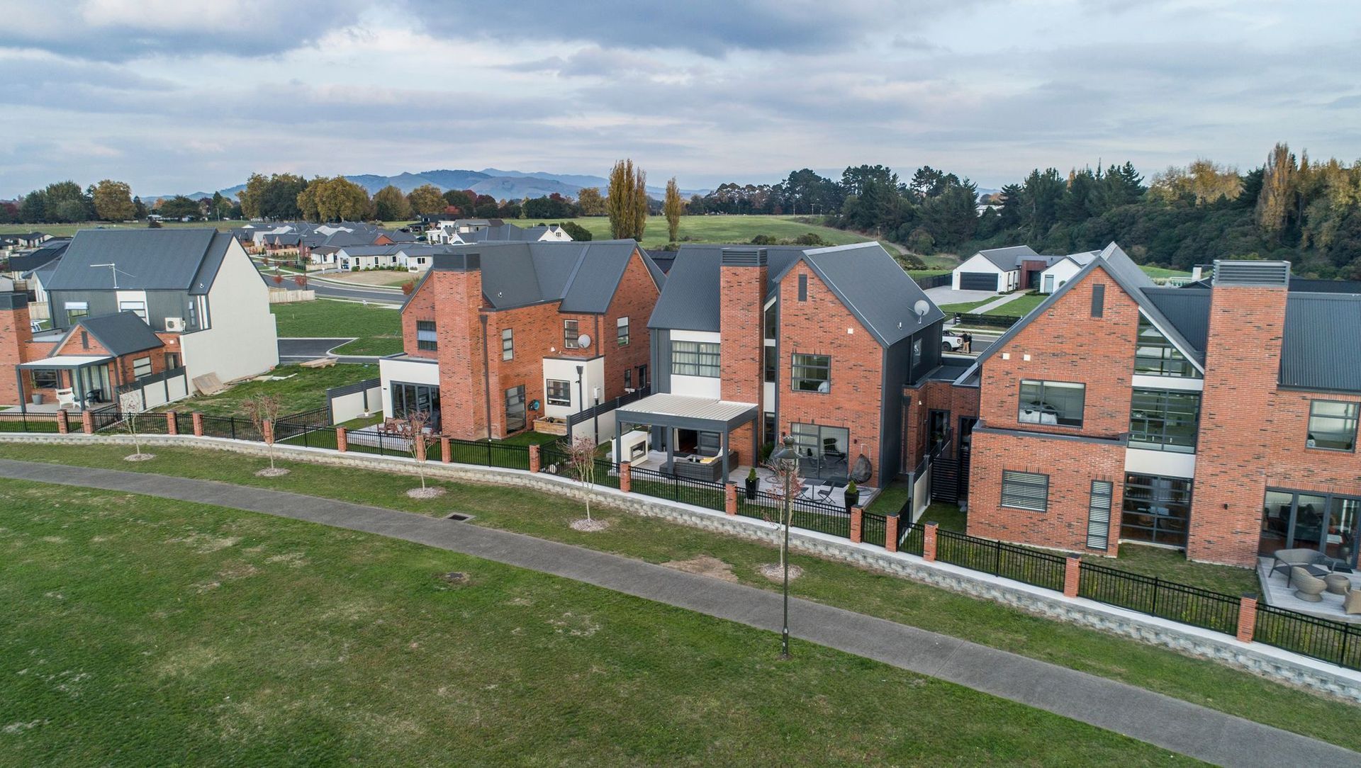 Cambridge Park Oval banner