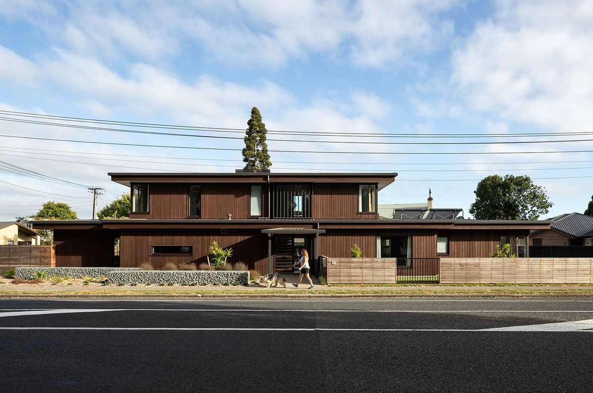 Linear House