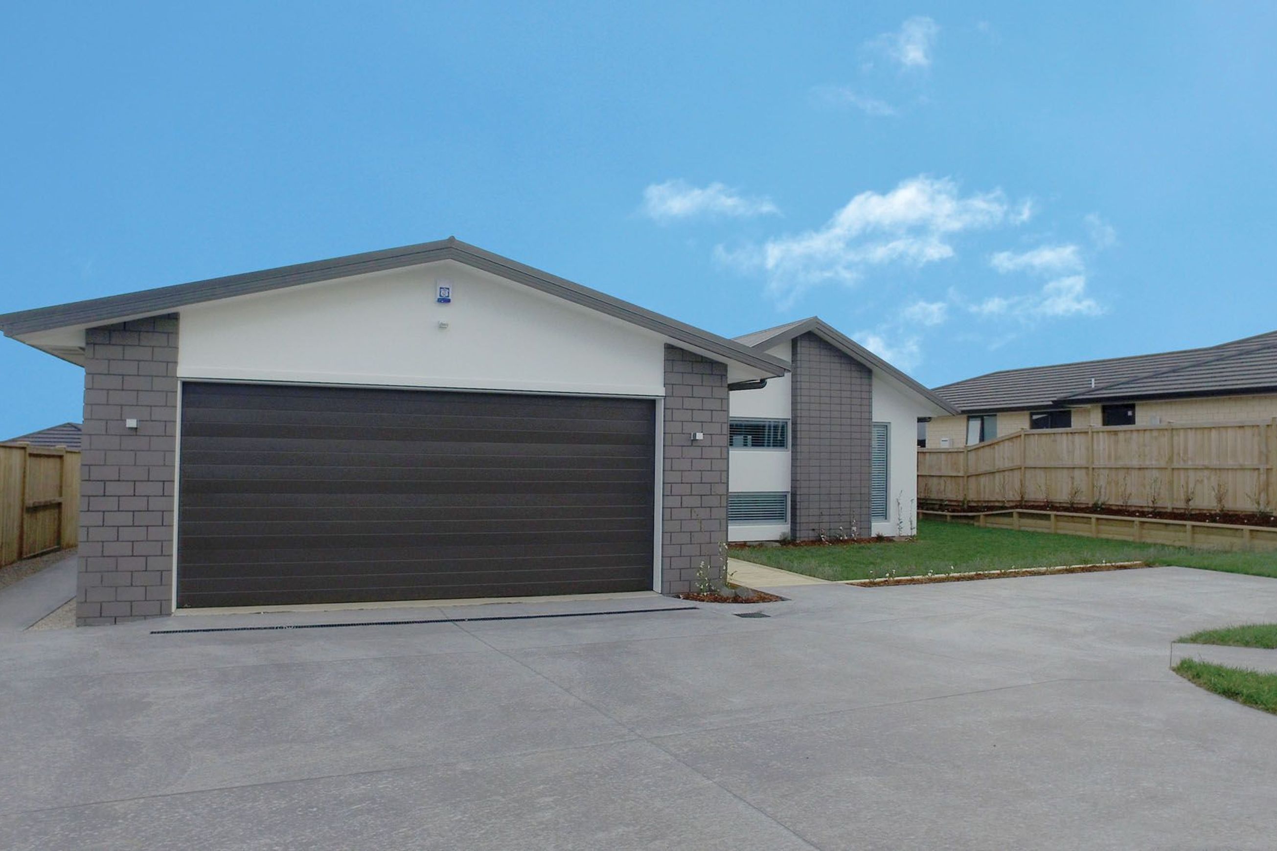 Camden Sectional Garage Door