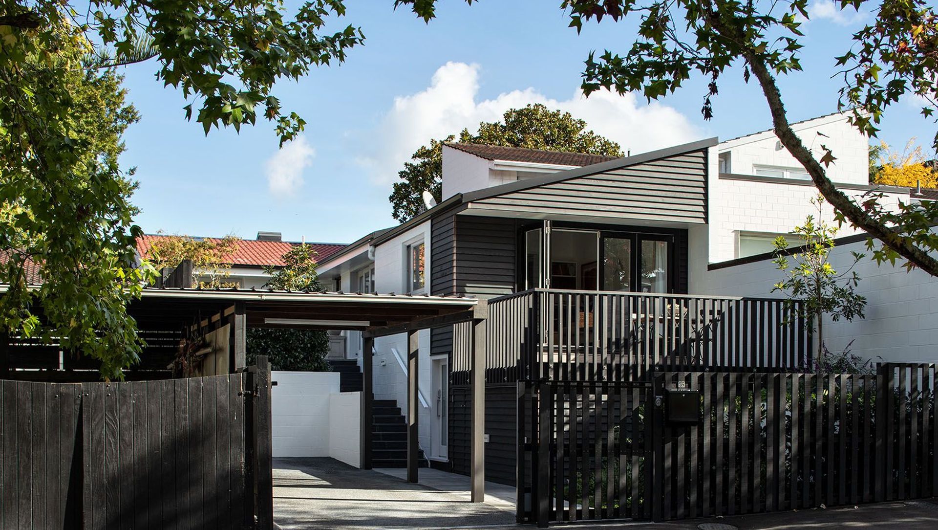 City downsizer banner