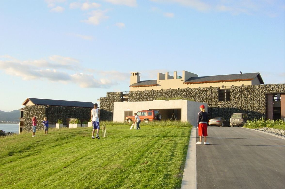 Coastal Retreat: Fairhall