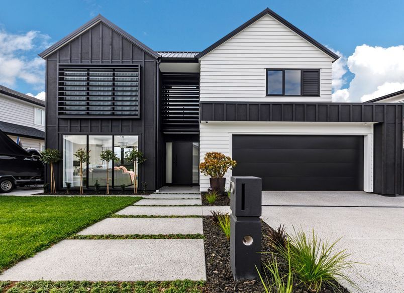 Colonial Drive, Millwater