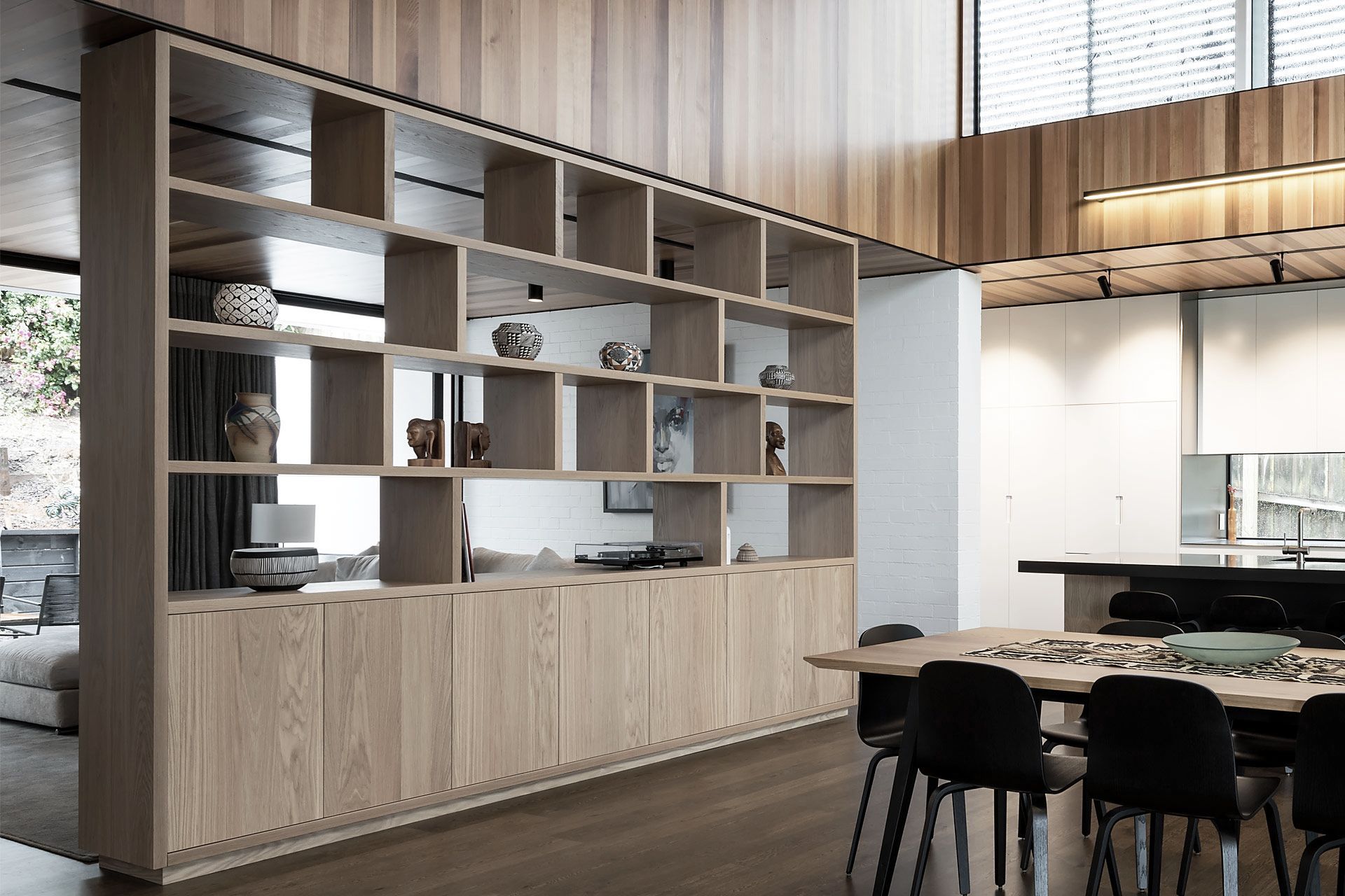 Room divider designed by Herbst Architects, manufactured and installed by Neo Design