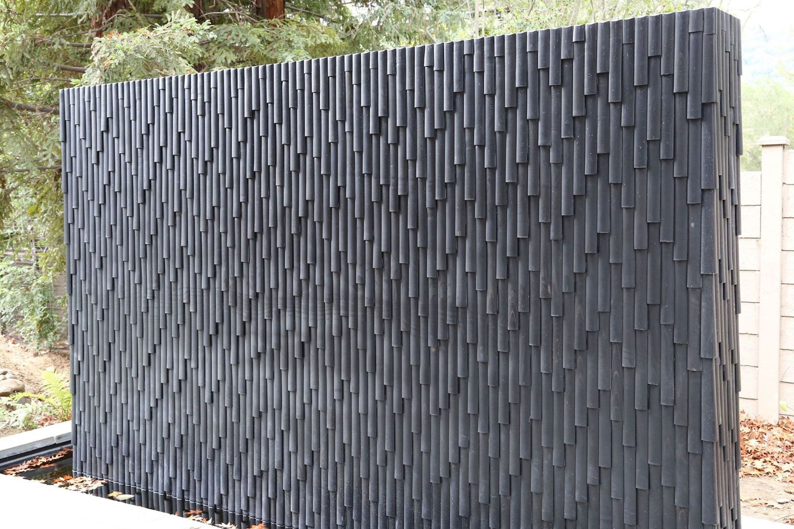 Crescent-V Cladding