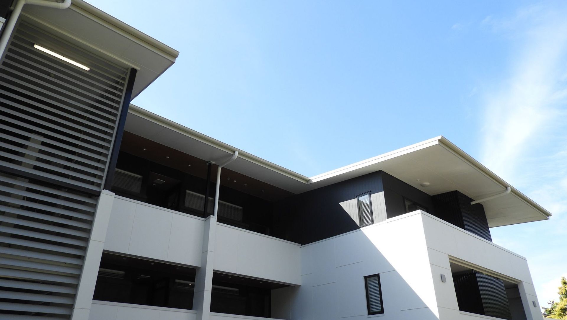 Hillcrest Views (9 Apartments) banner