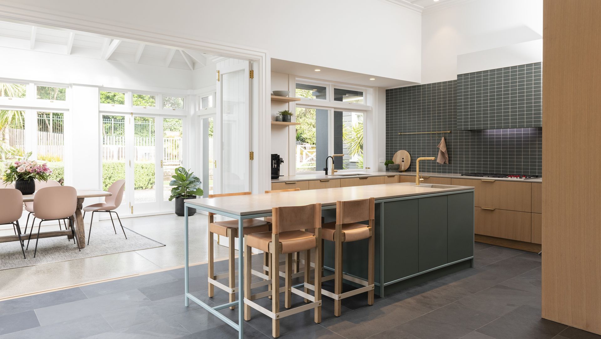 Devonport Jewel banner