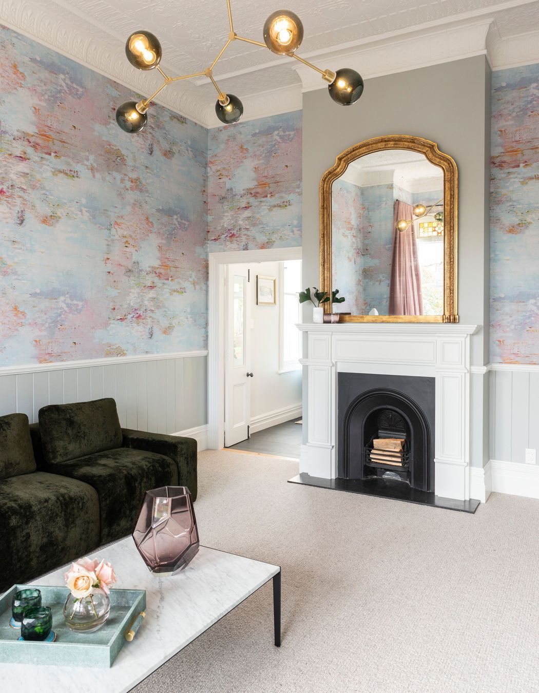 Photographer: Helen Bankers