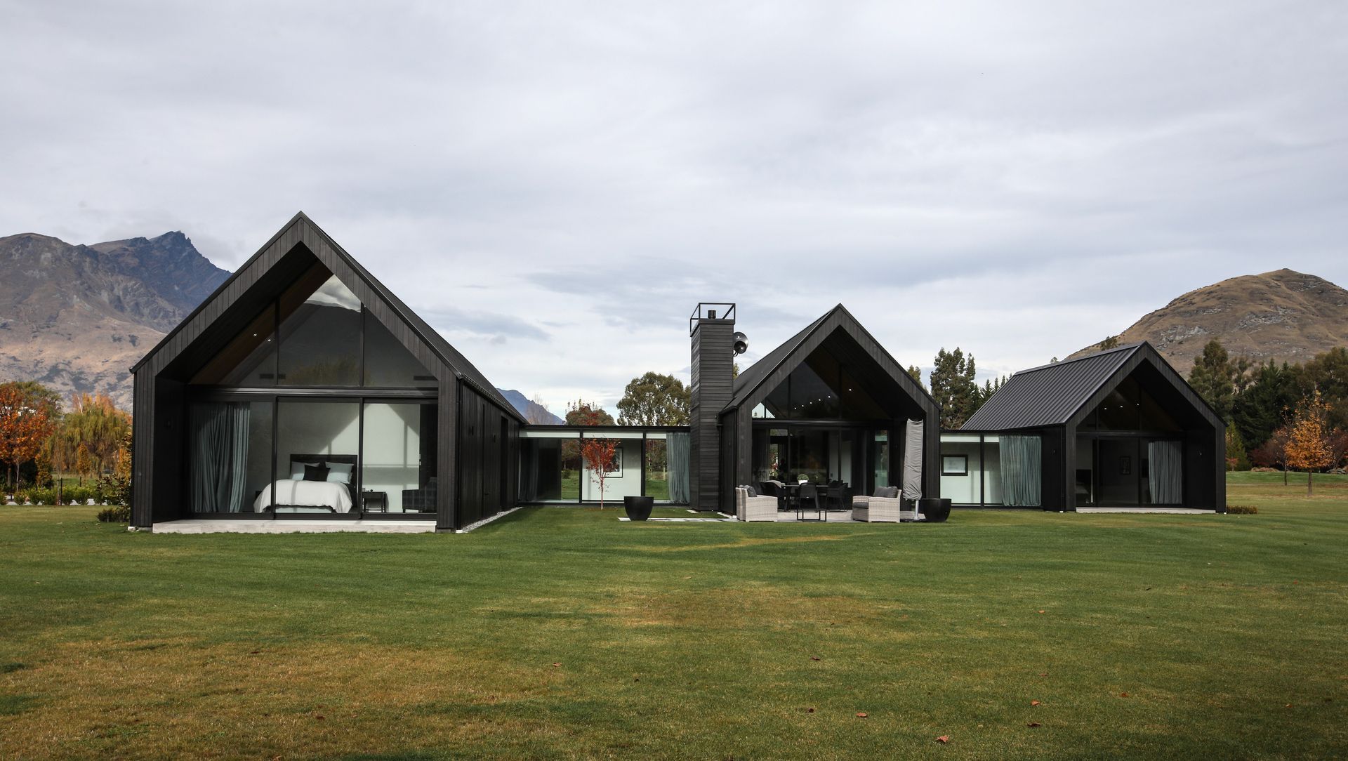 Domain Road House banner