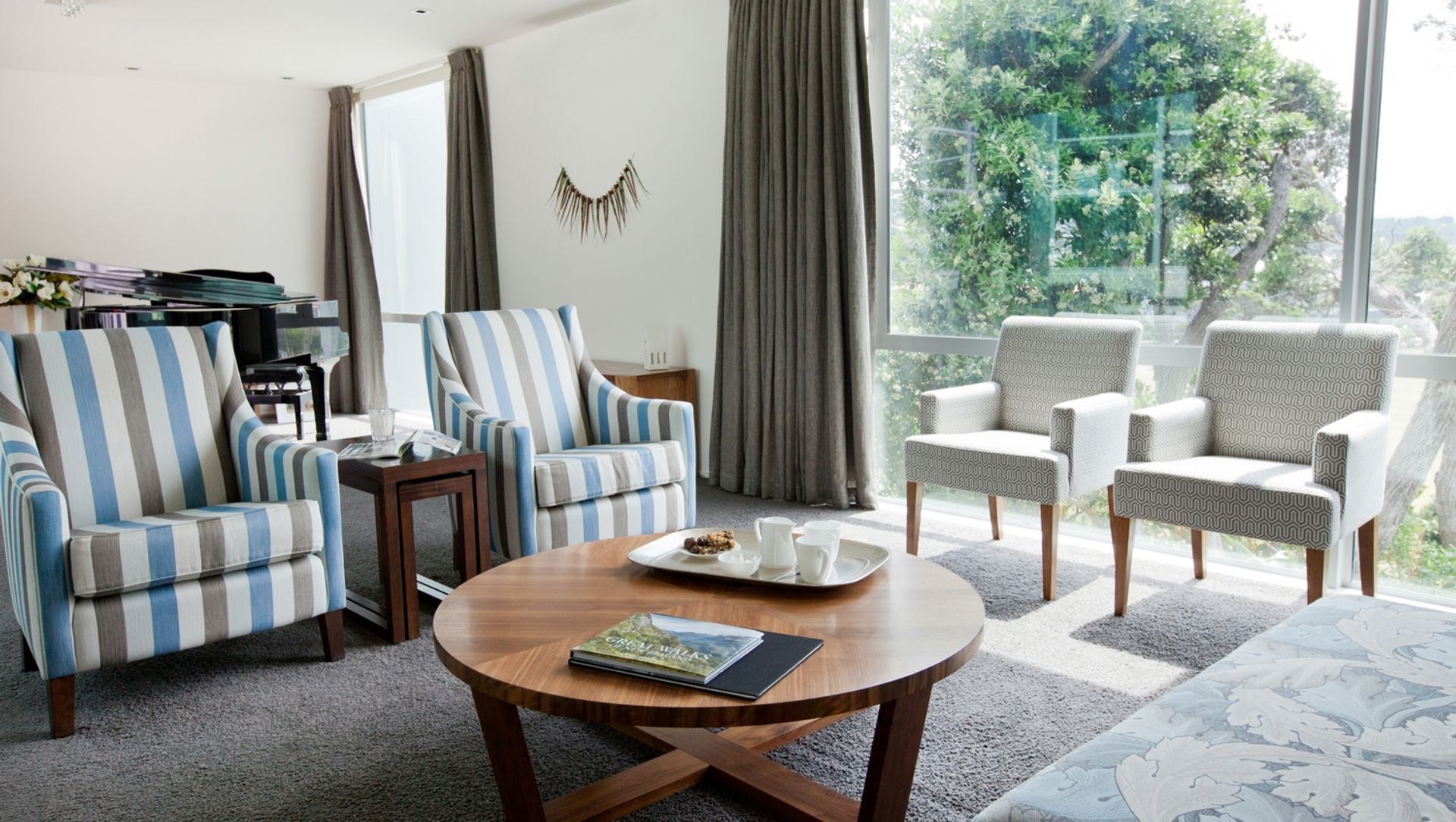 Dorset Cove House banner