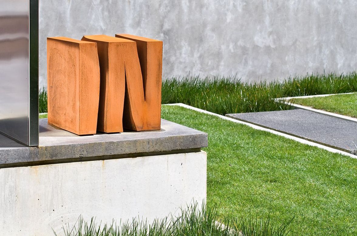 Entertainer's Garden & Pool - Remuera