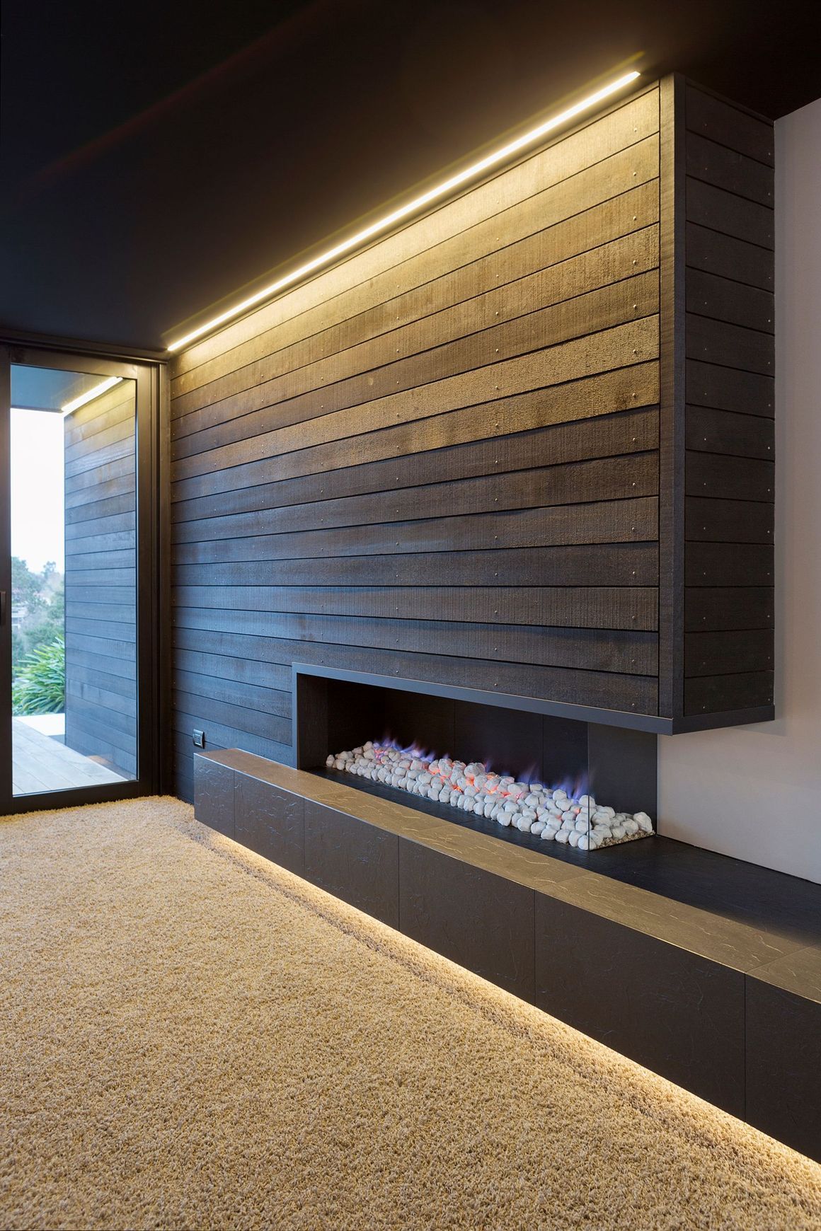 Eastside Niche Fireplace
