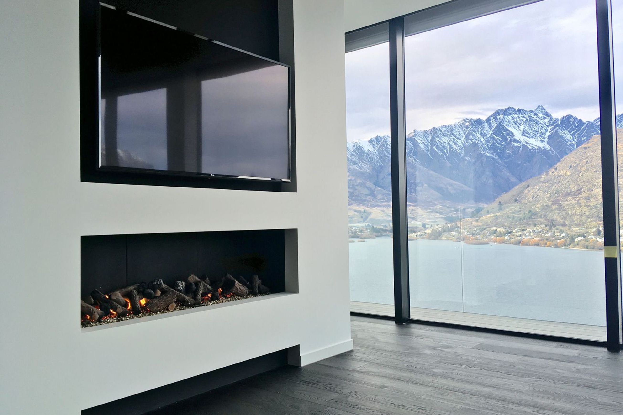 Eastside Nova Fireplace