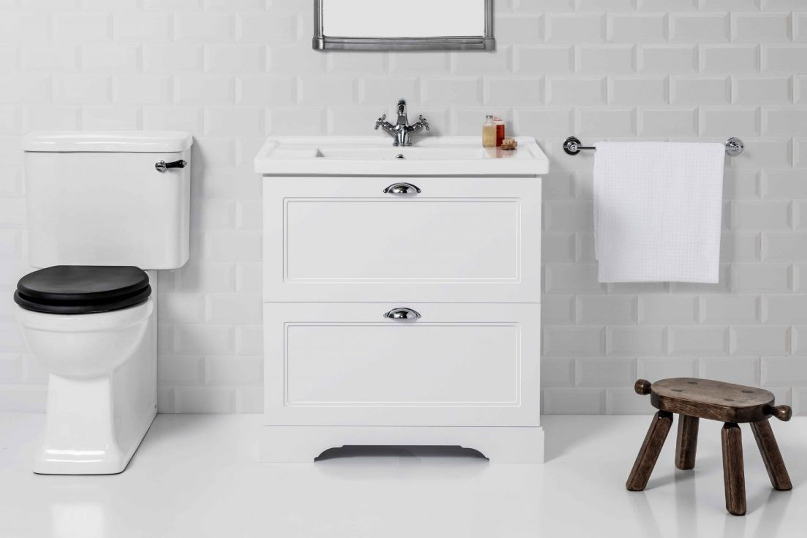English Classic Floorstanding Vanity, 2 Drawers