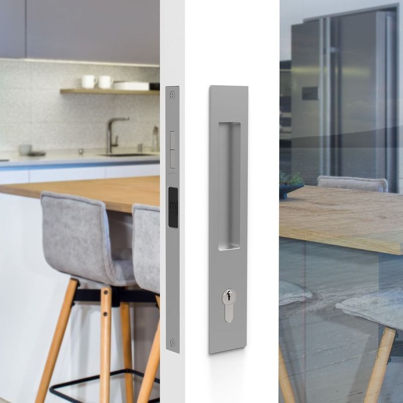 8104/SET Euro Flush Pull Lock