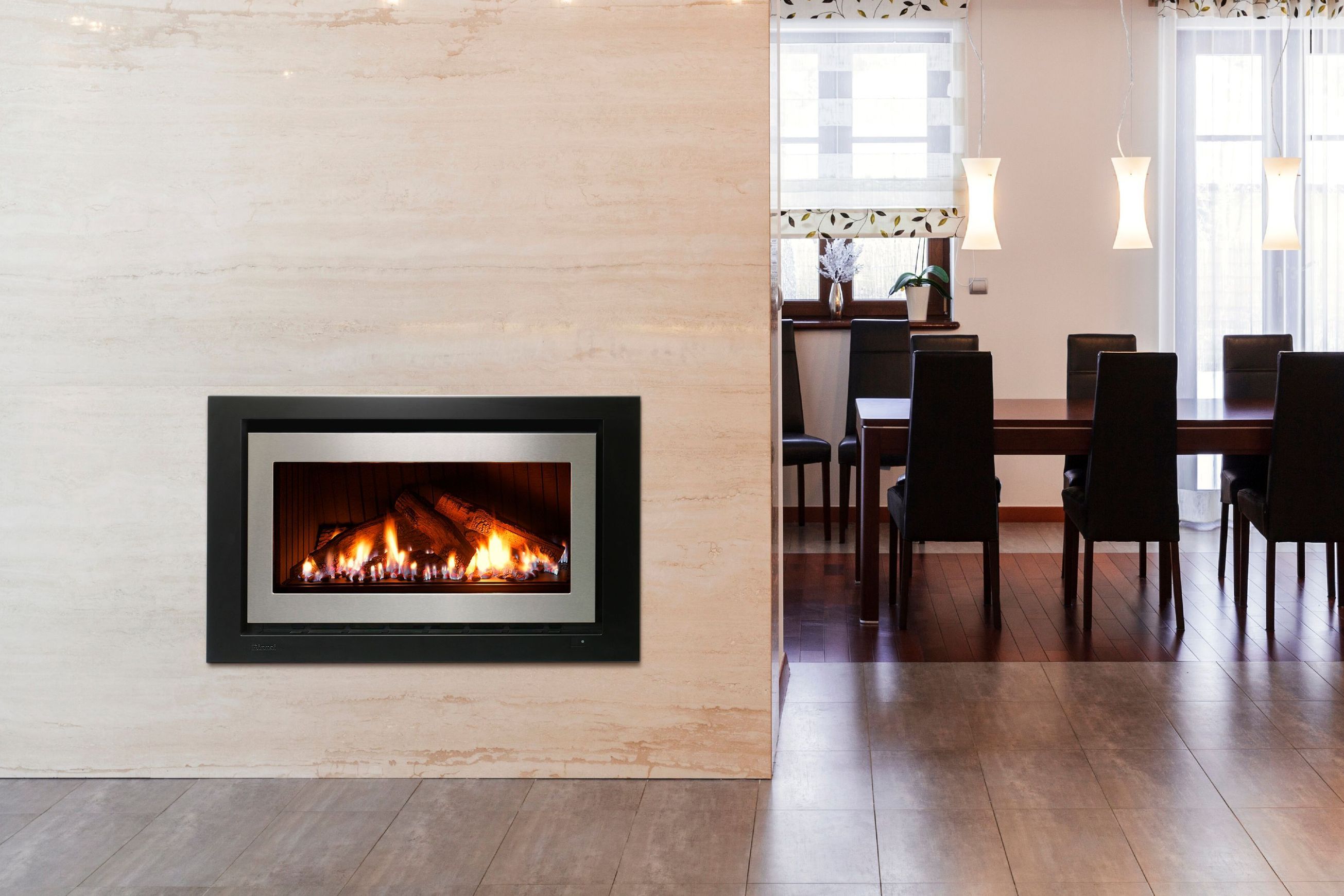 Rinnai Evolve 952 Inbuilt Gas Fireplace