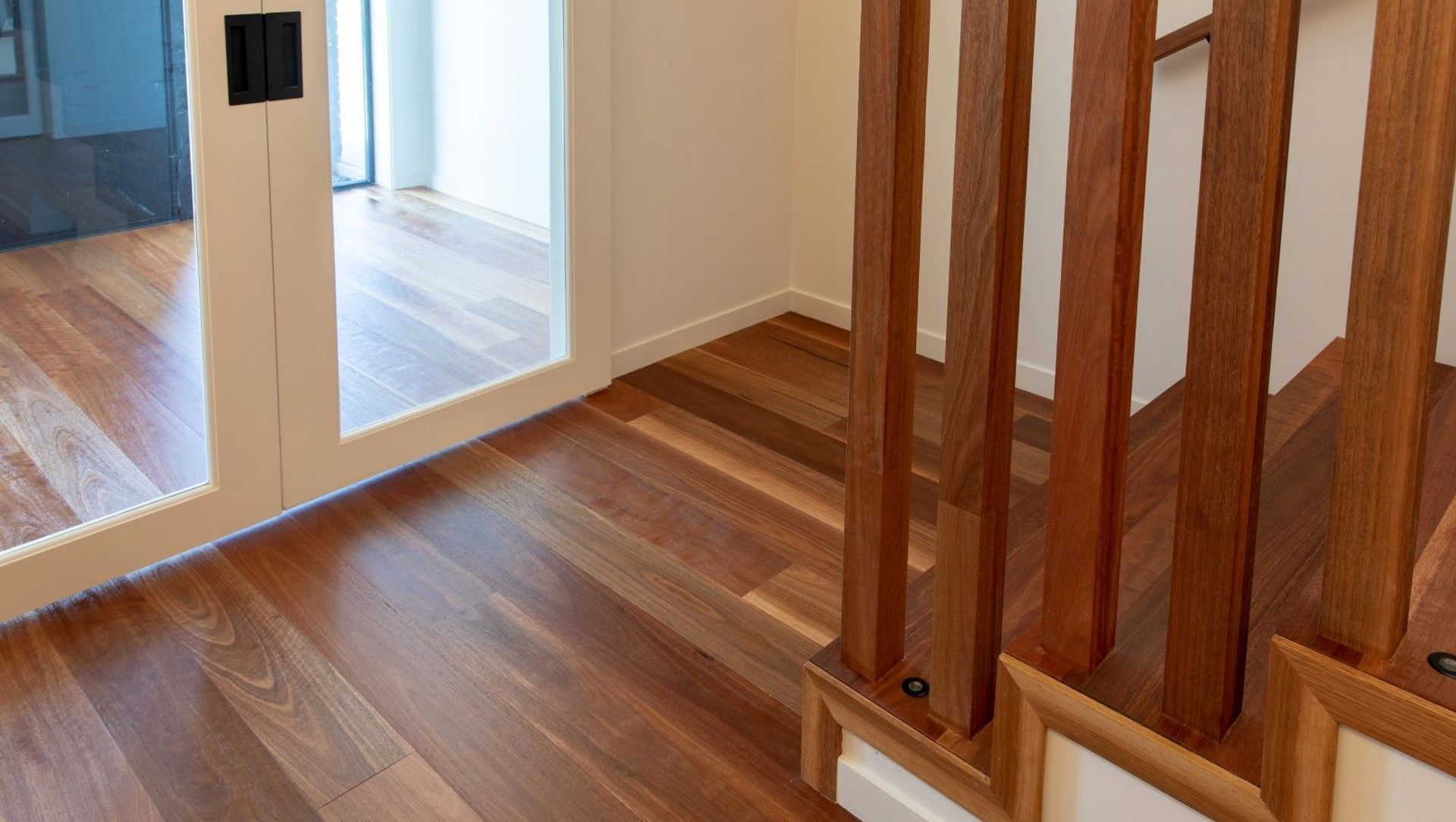 Hatfields Beach, Auckland RESIDENCE banner