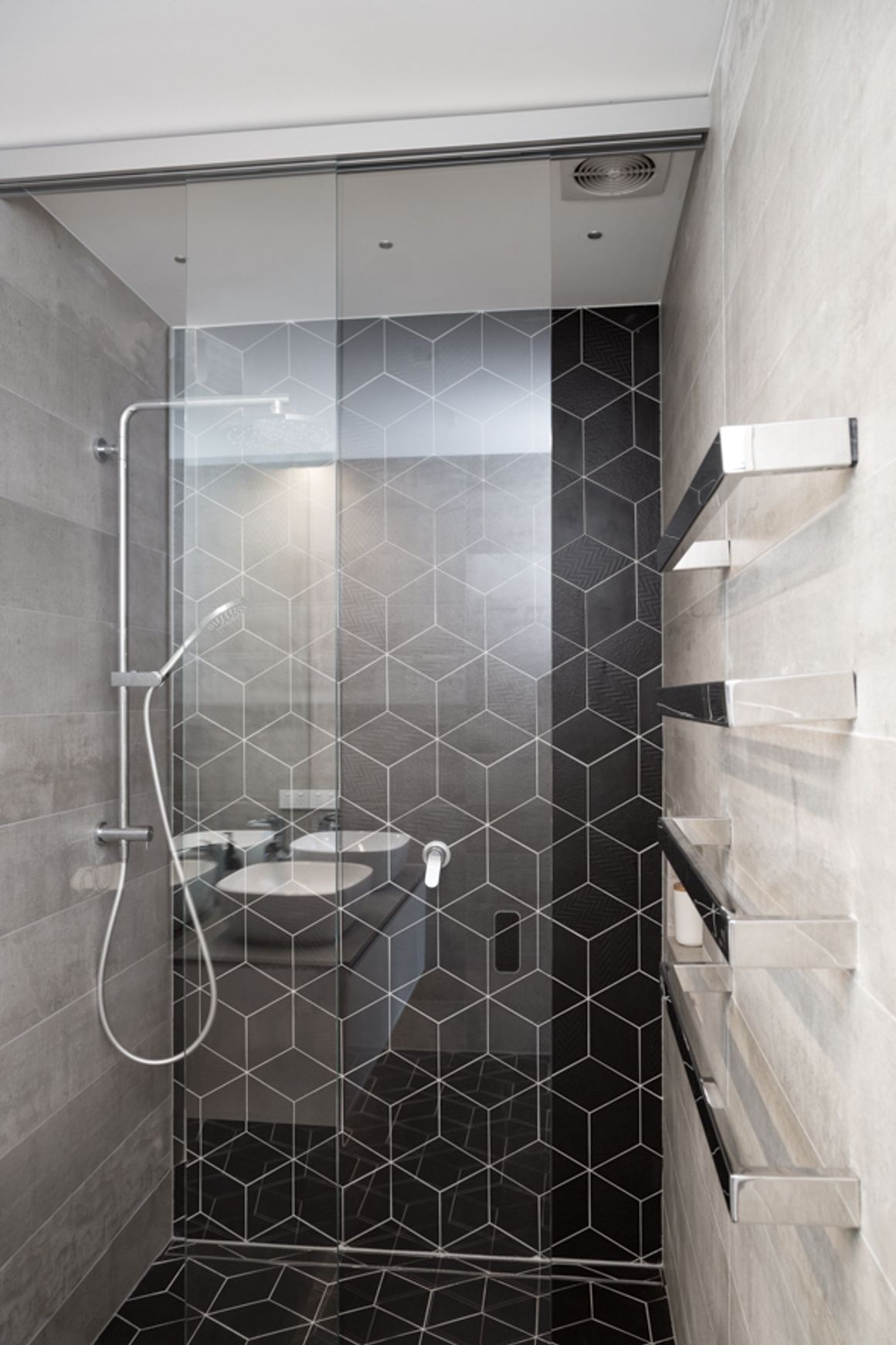 Frameless Glass Showers
