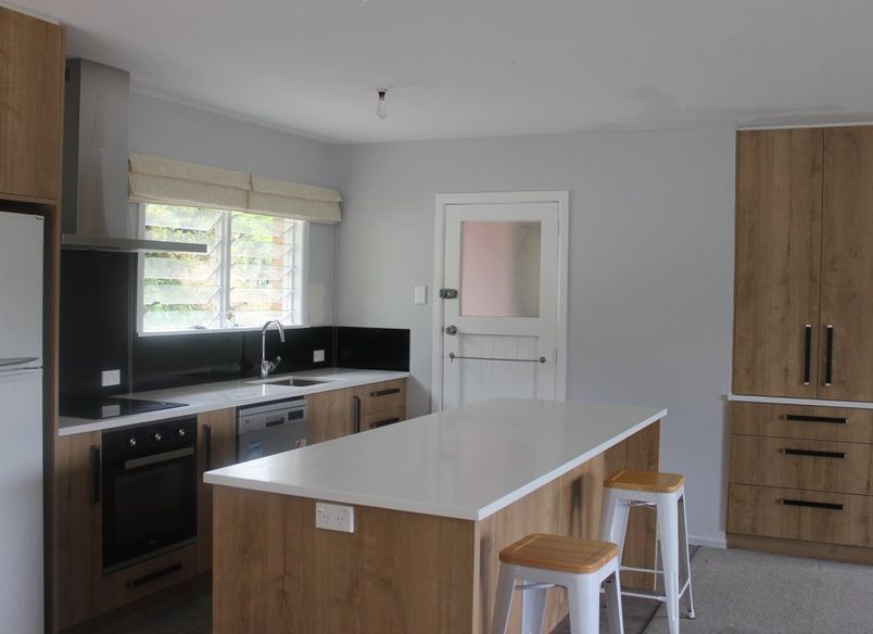 French Oak Melteca Kitchen