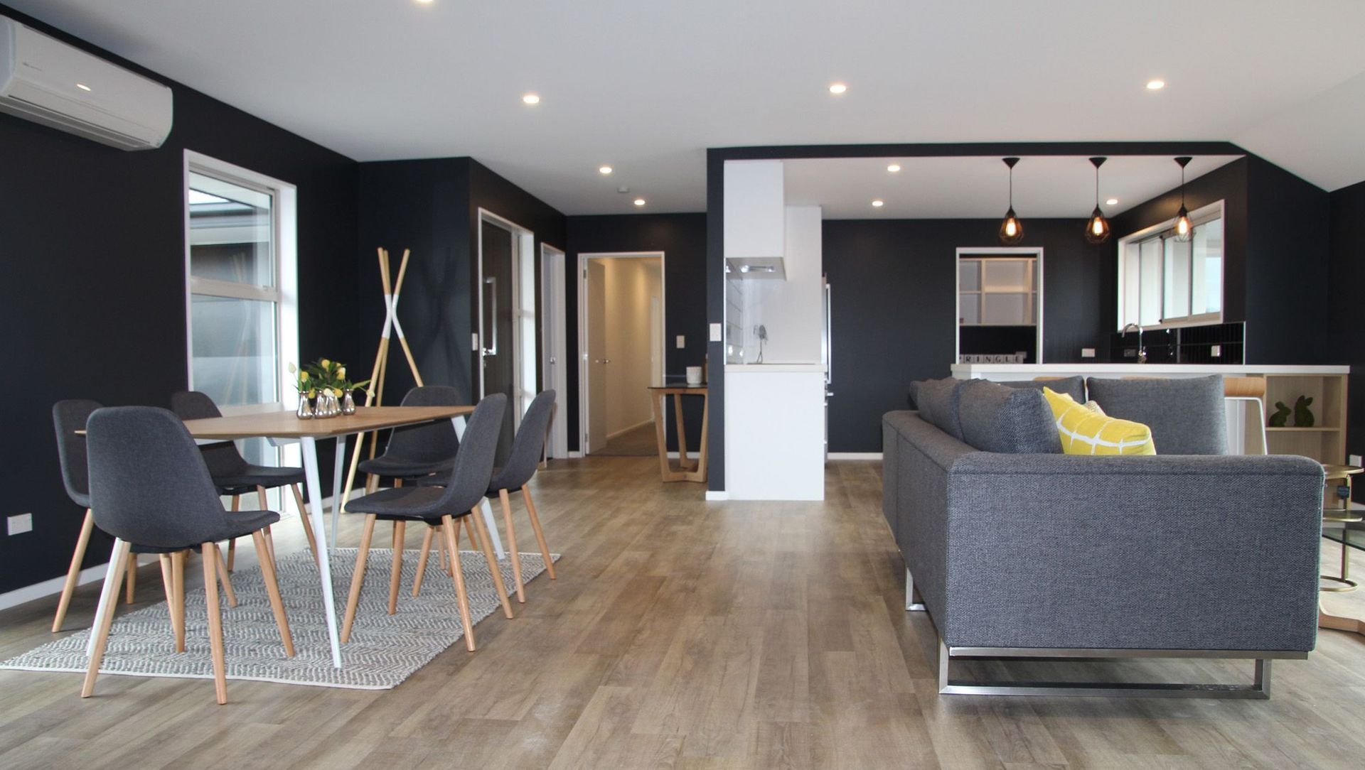 Genoa Showhome banner