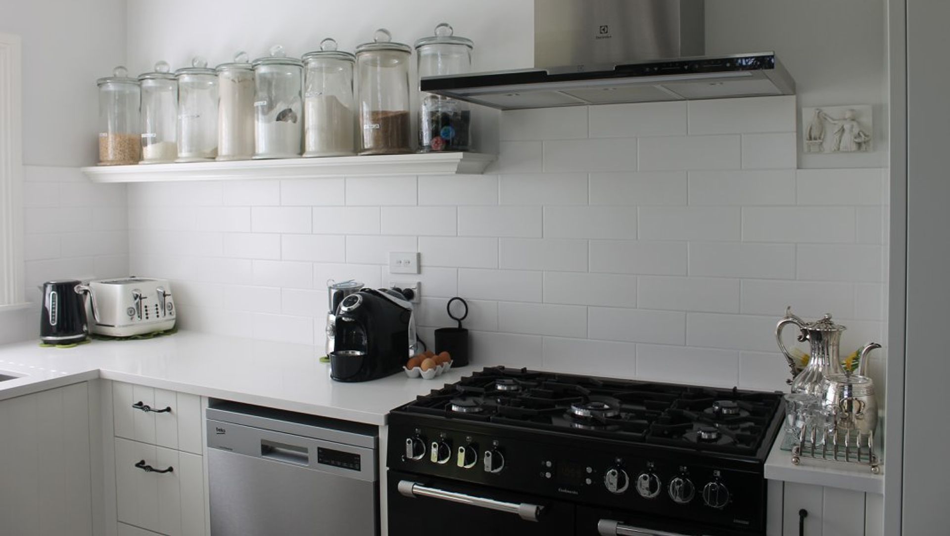 Georges Cottage banner