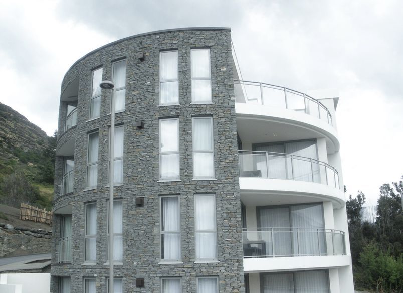 Gibbston Valley Schist, Hilton Hotel, Queenstown
