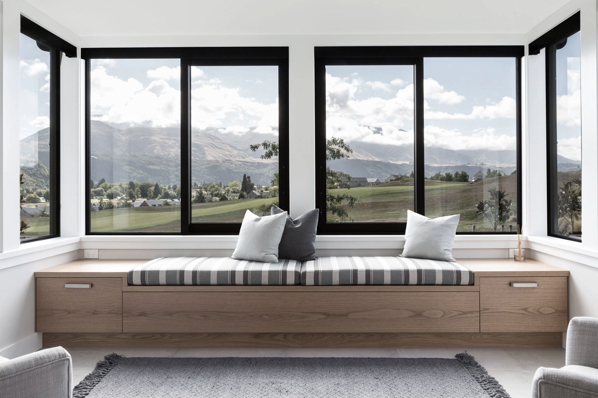 Hero Banner for Glimmer