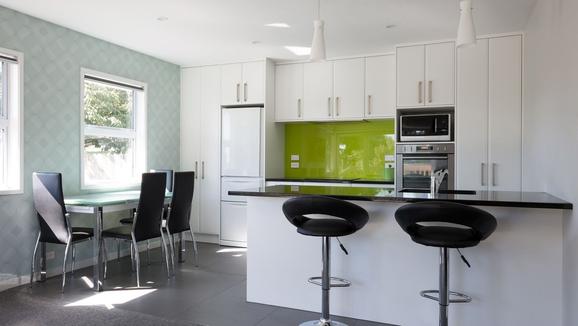 Green Splashback banner