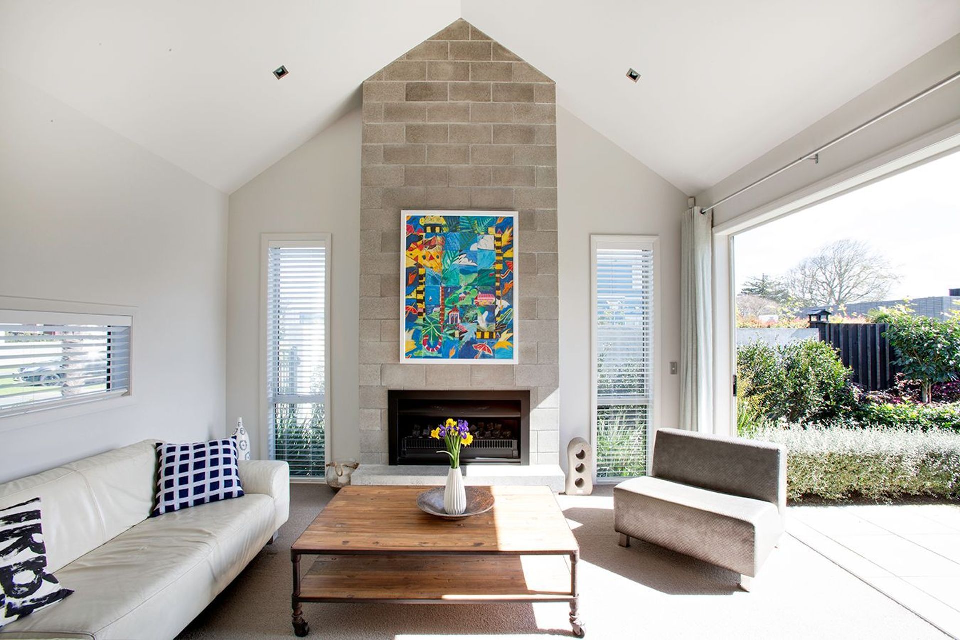 Supporting Image 1 for H Architecture