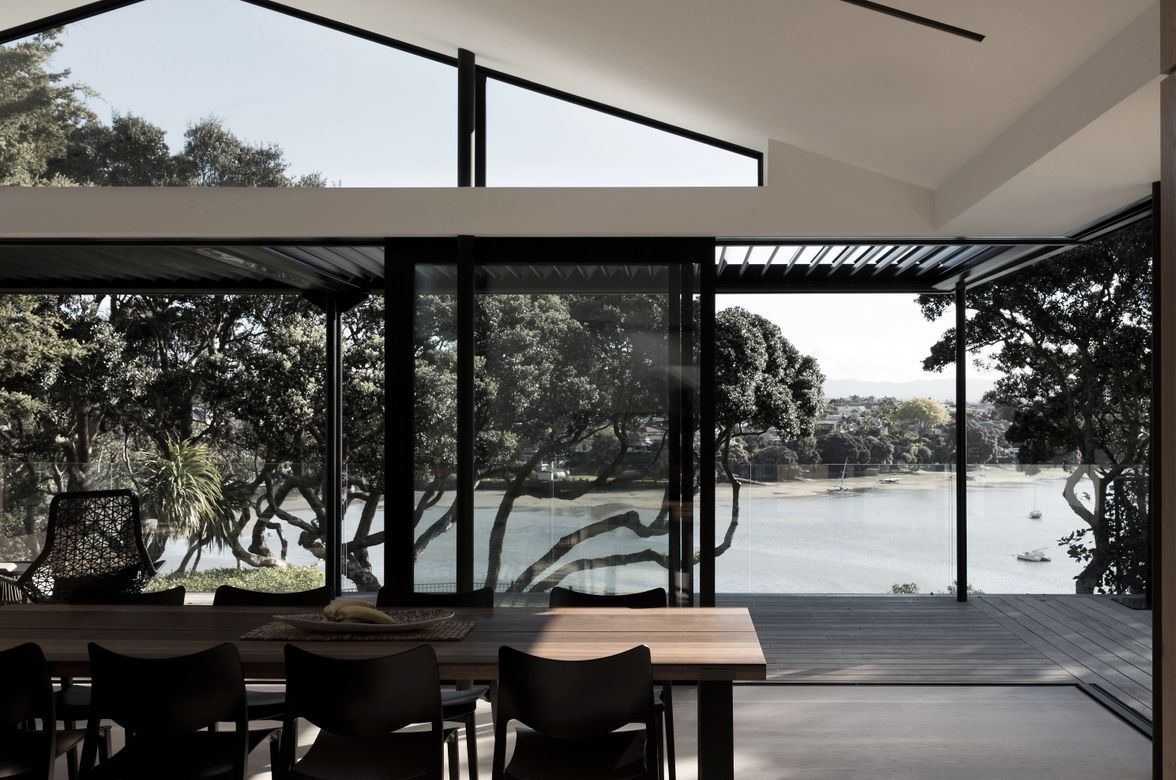 Herne Bay Hideaway: How to Revive a 1960s Brick and Tile