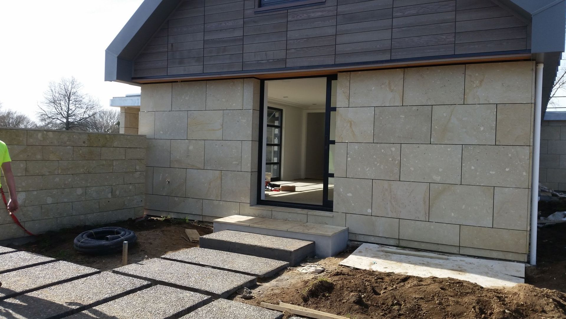 Hinuera Stone, Pukemoremore House. banner