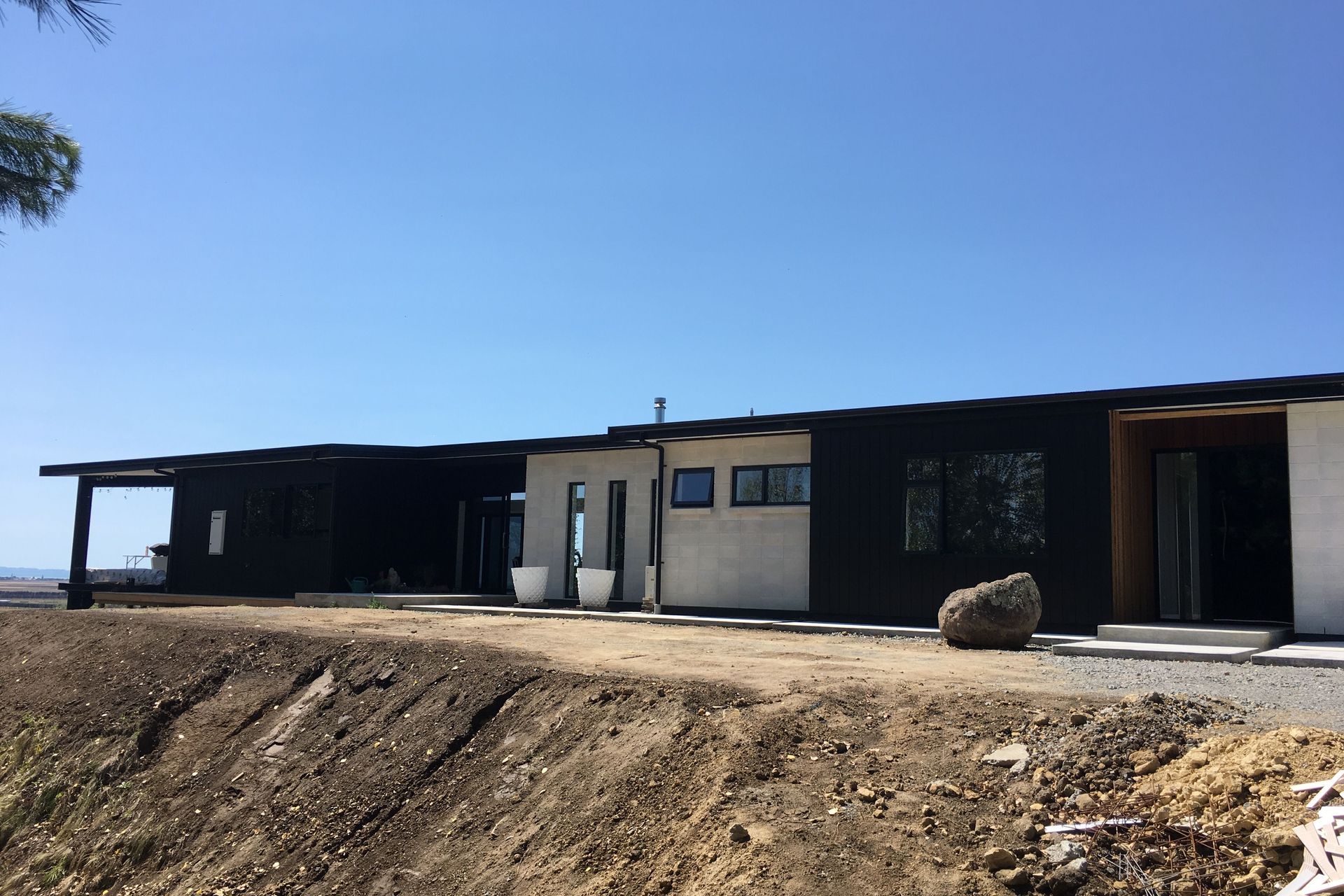 Supporting Image 1 for Homeworx