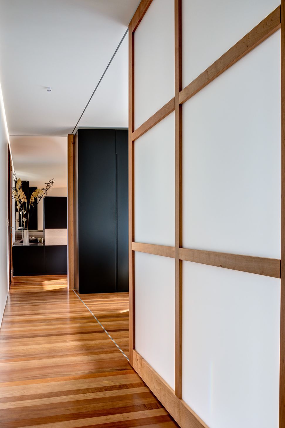 Two doors over three rooms