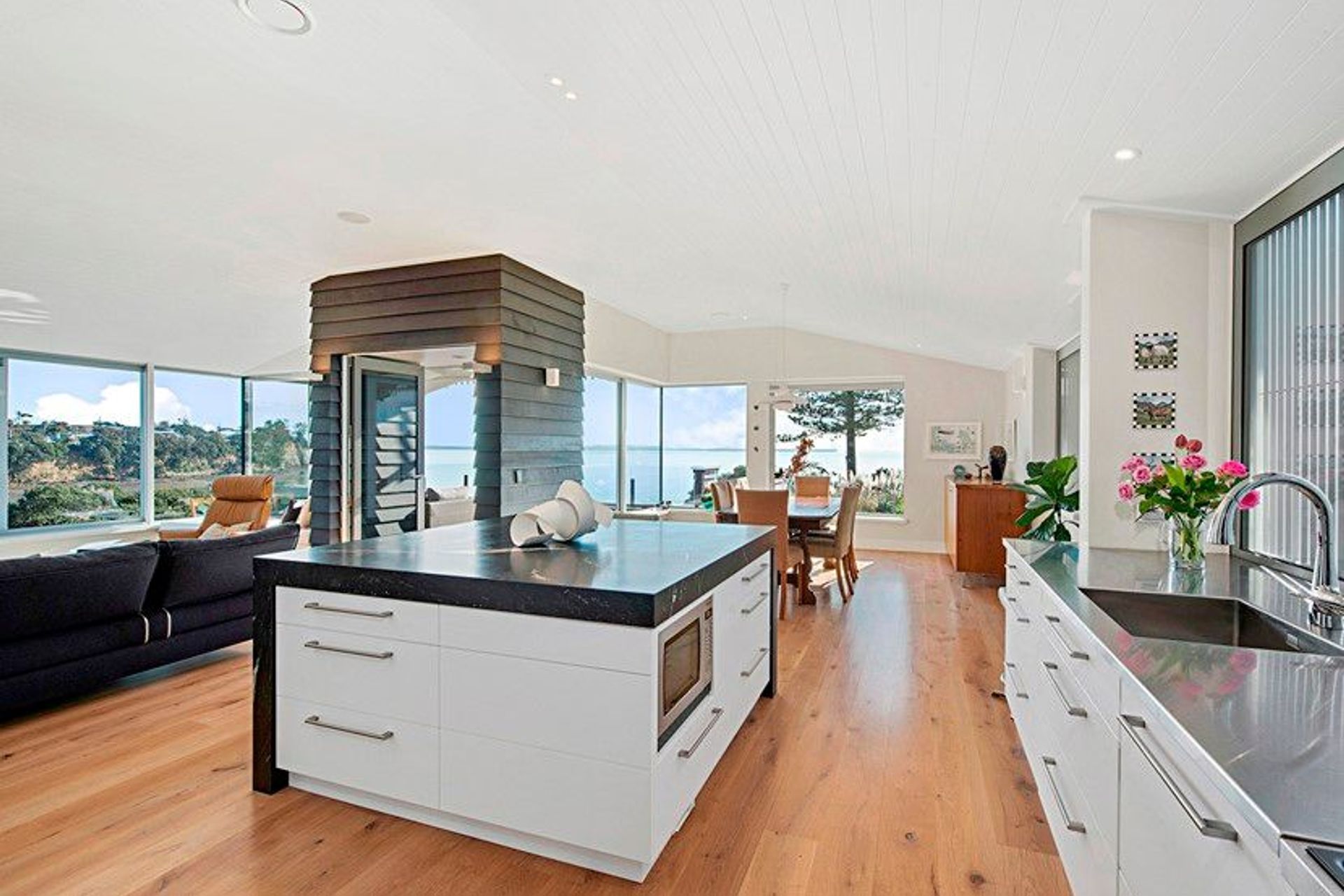 Howick Renovation - Engineered European Oak finished w/ waterborne polyurethane