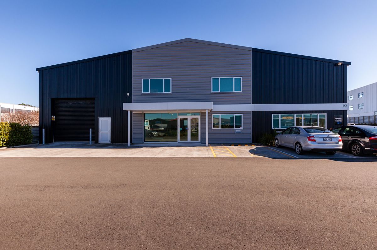 Hurlstone - Location Construction