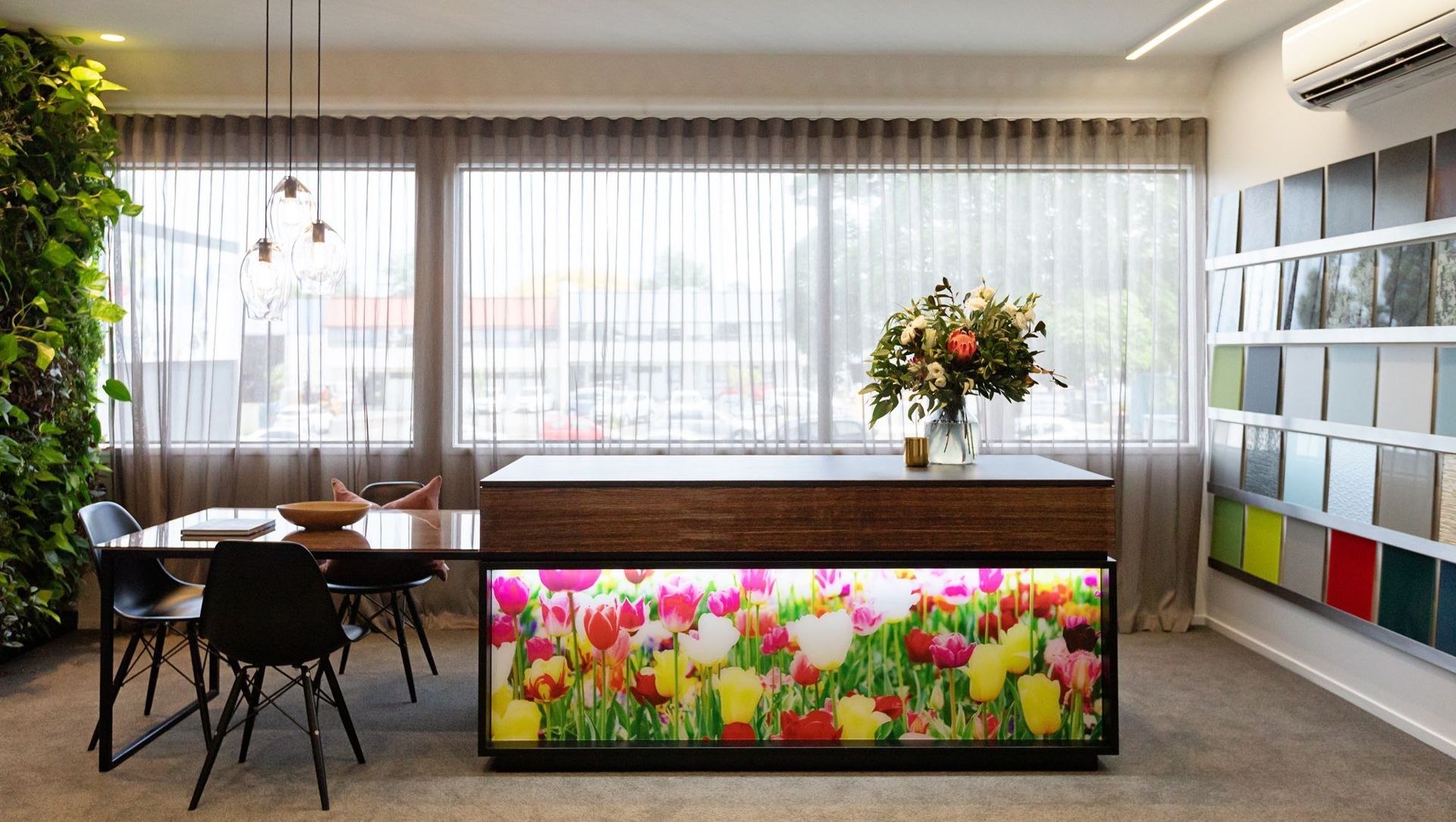 Image Glass Showroom banner