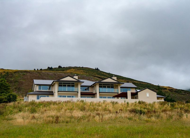 Richmond/Tasman Modern Manor