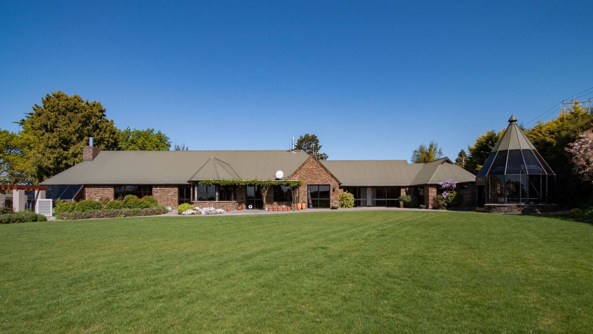 Kellands Hill Home banner