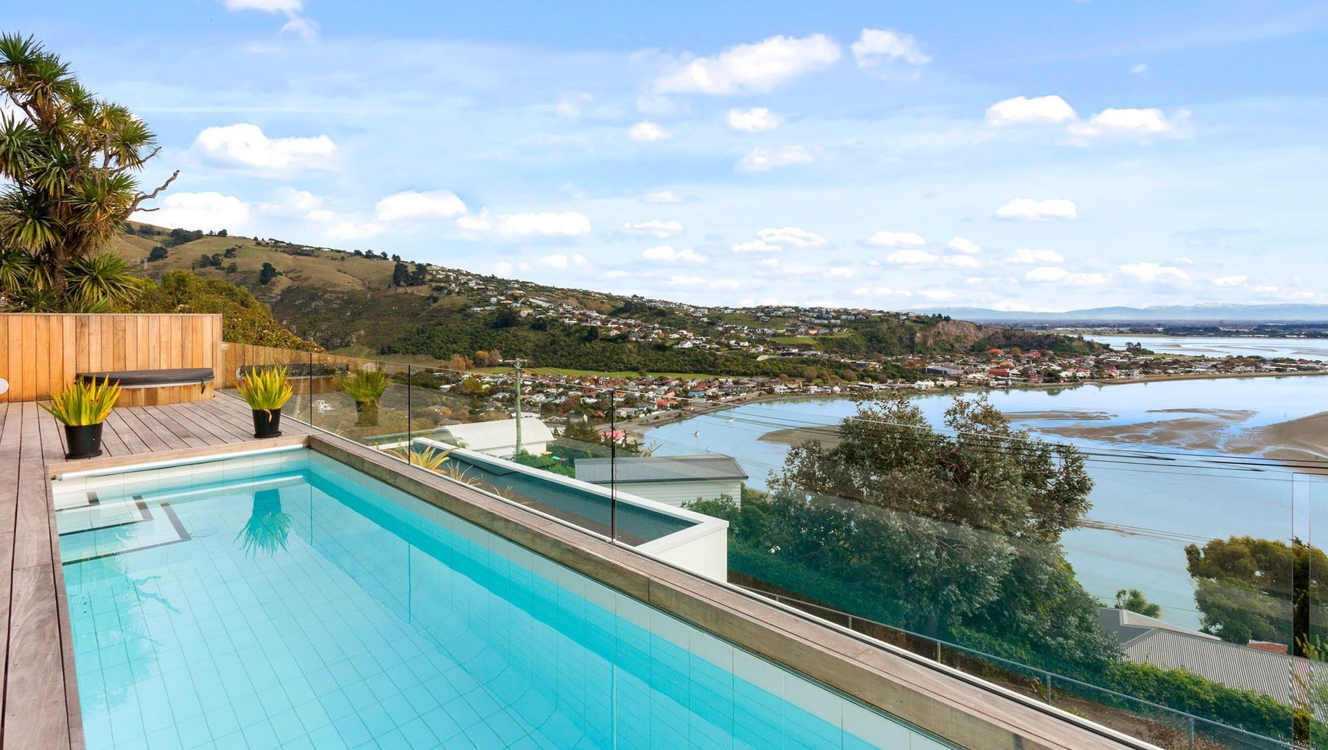 Kinsey Terrace Home banner