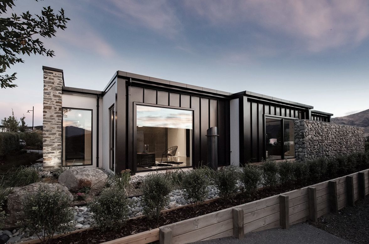 Kirimoko Park - David Reid Show Home, Wanaka