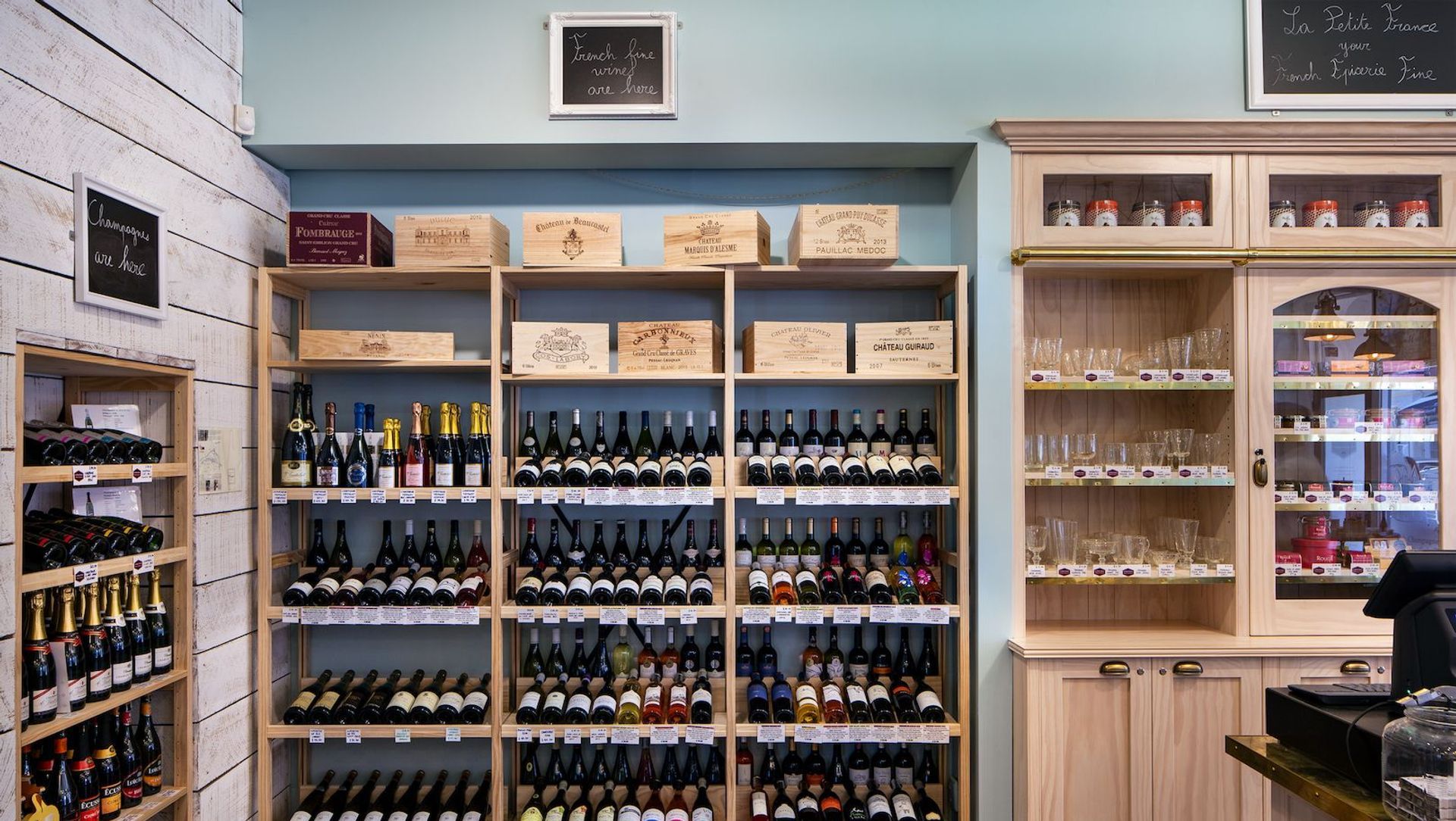 La Petite France banner