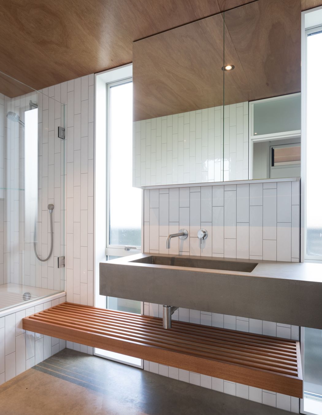 Main Bathroom - Source Series 1314 Spout &amp; Concealed Mixer, SI006 Bottle Trap