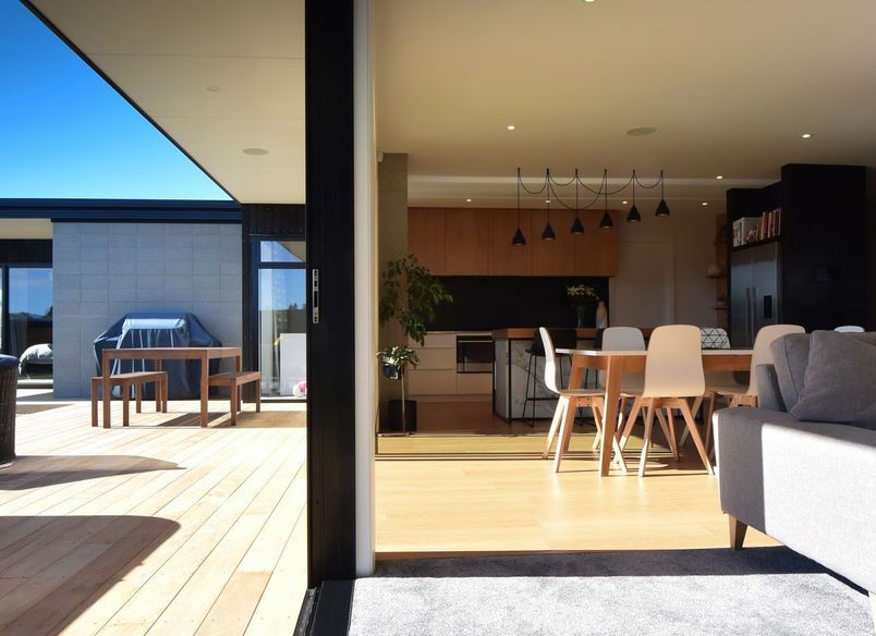 Lazarette Loop House