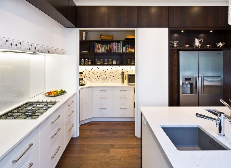 Lemnos Modern Luxe Kitchen