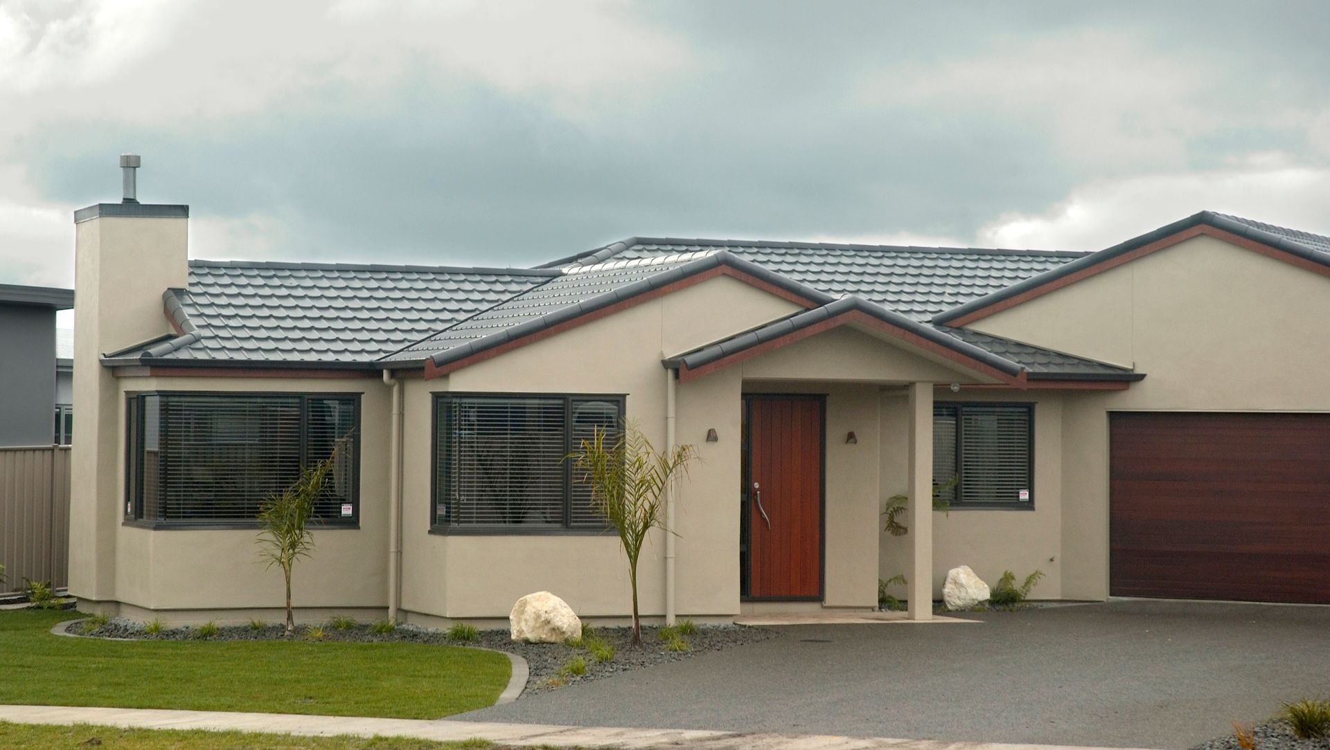 Luxury Living banner