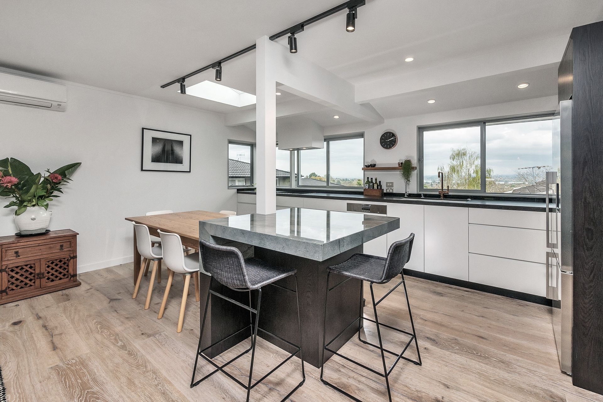 Maggie Gardner Design banner