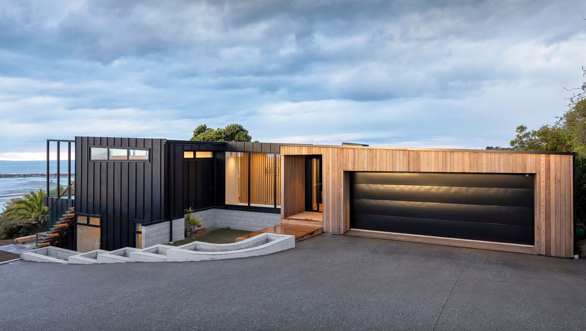 Major Hornbrook banner