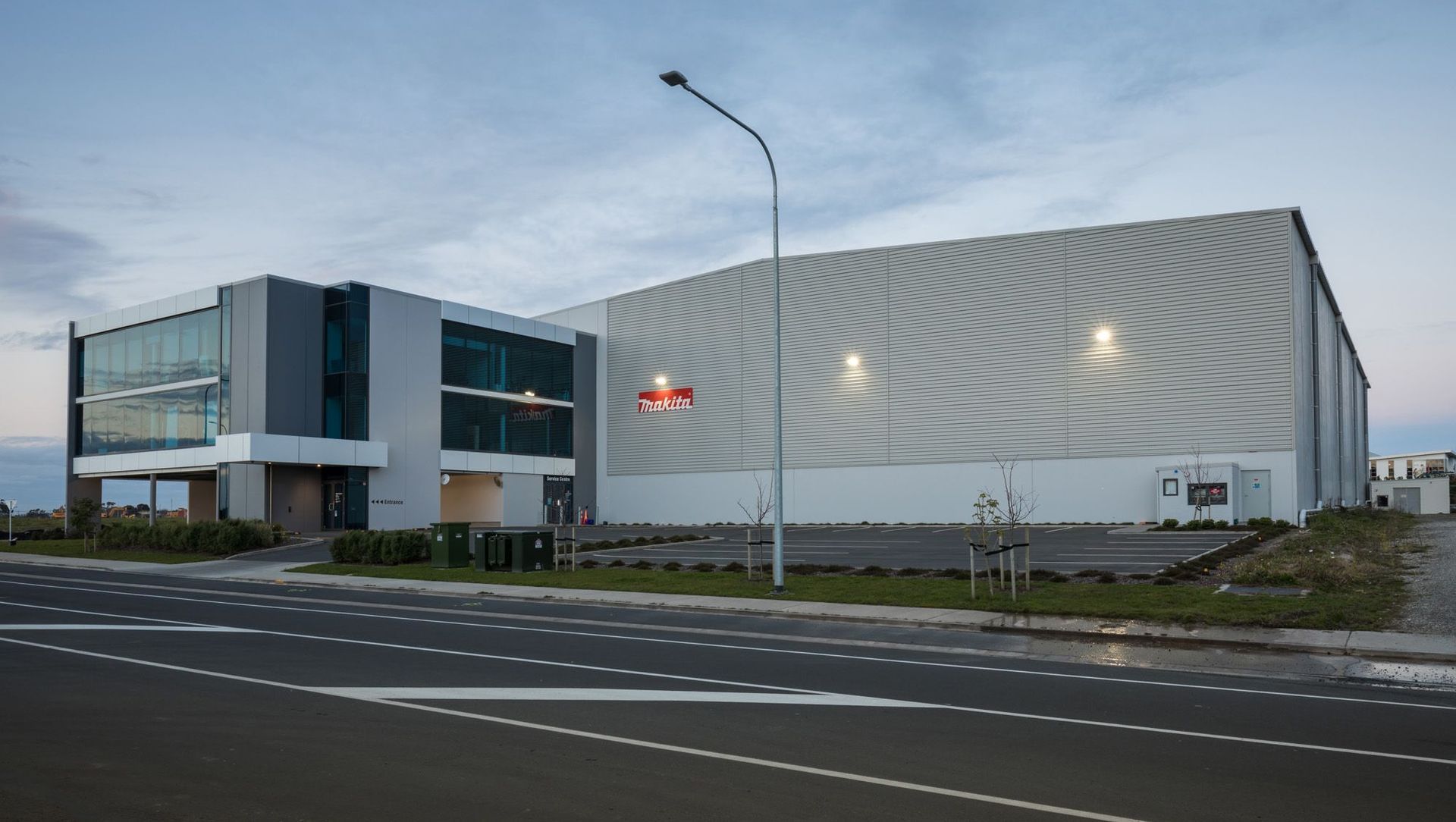 Makita, Hobsonville banner