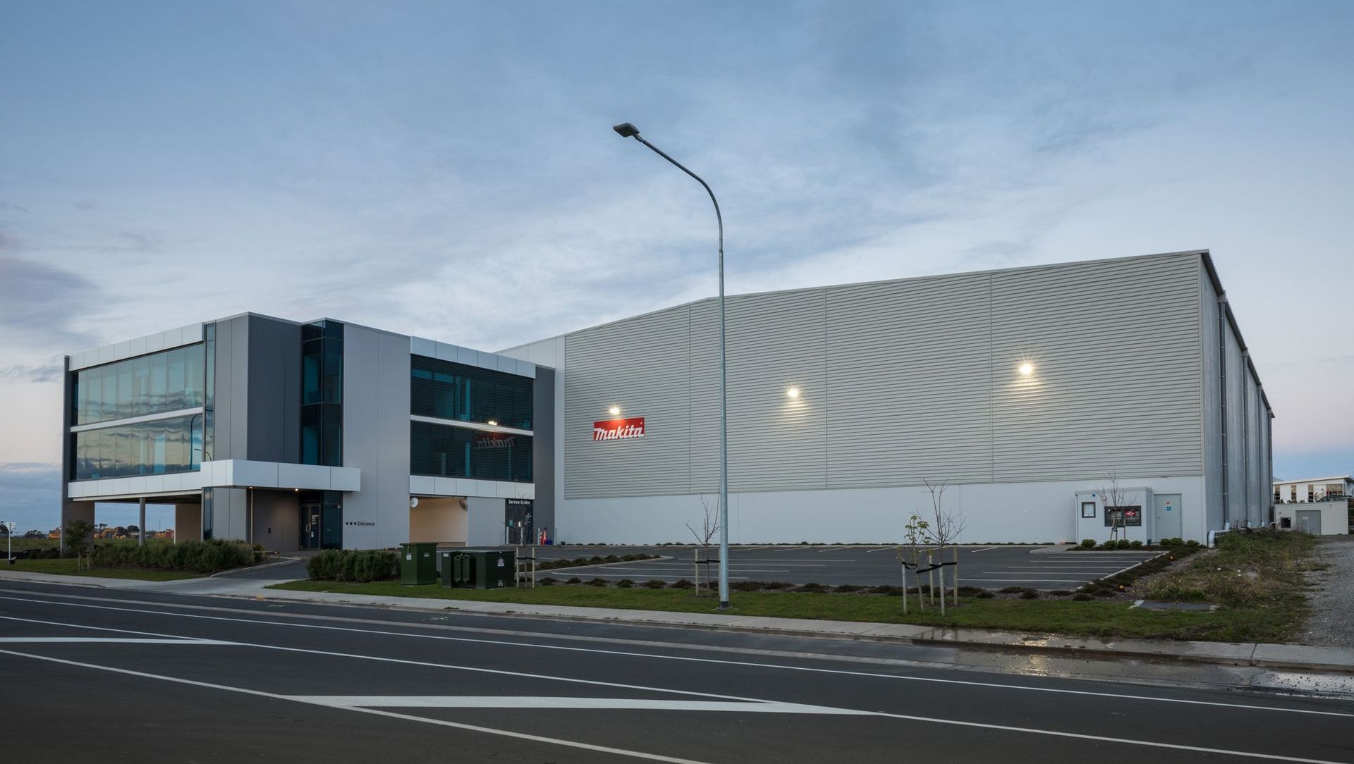 Makita, Hobsonville banner