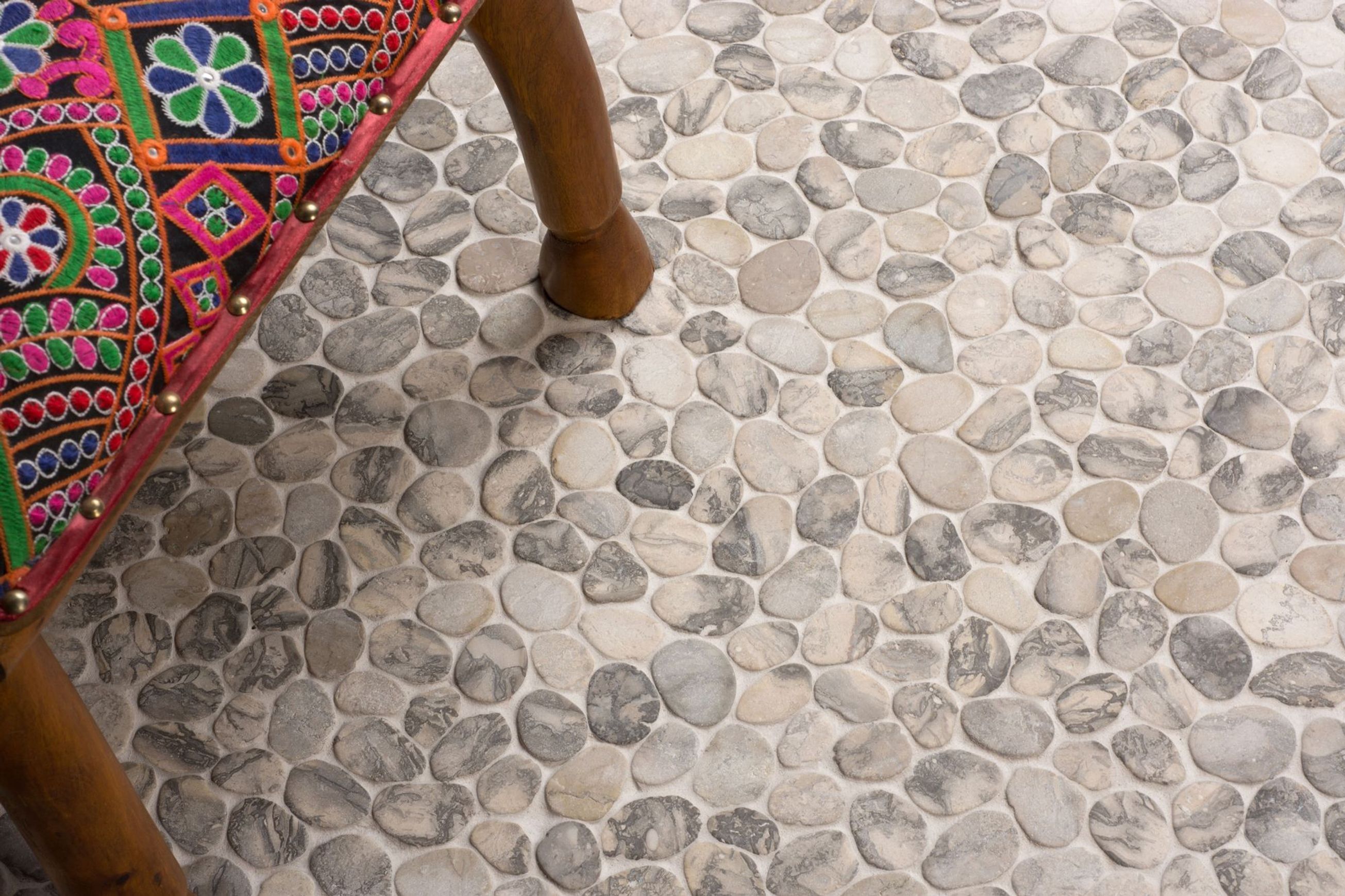 Marble Pebble Interlocking Tile