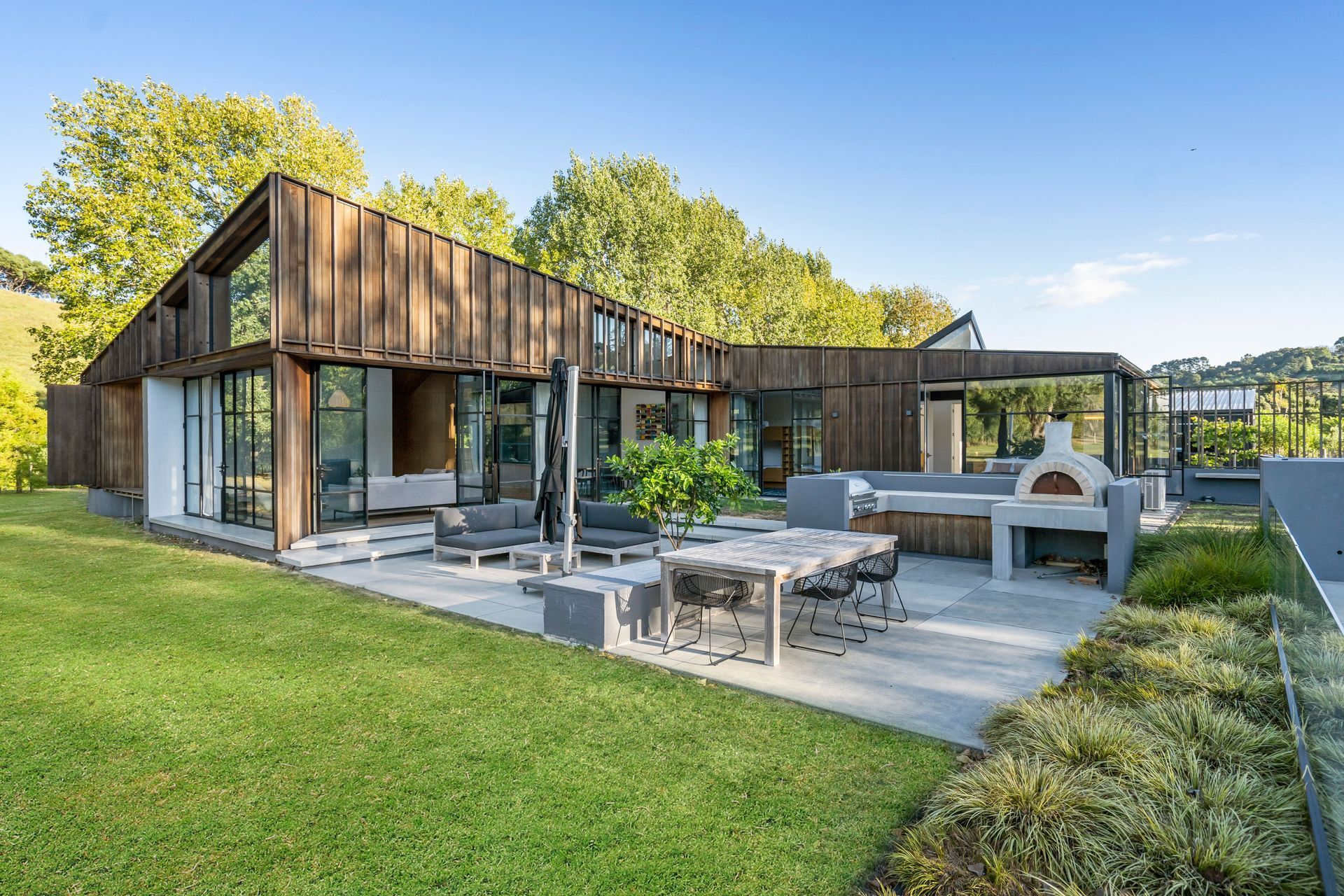 Jagas Custom Concrete Pavers and Custom BBQ Bench Top